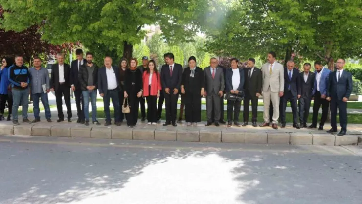 Ünsal: 'Cumhur İttifakı ülkemizin birliği ve dirliği için herkes ortak payda da buluştu'