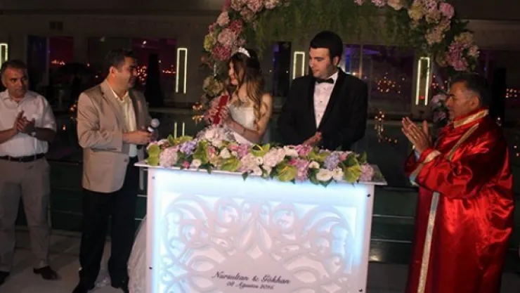 Ünsal Ailesinin mutlu günü