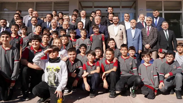 Üst Düzey Protokol, Mustafa Germirli İmam Hatip Ortaokulu'nu Ziyaret Etti