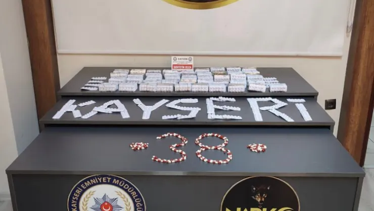 Uyuşturucu madde operasyonunda 9 kişi yakalandı