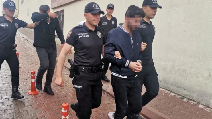 Uyuşturucu tacirleri tutuklandı