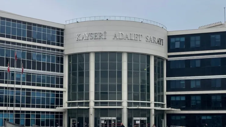 Uyuşturucu ticaretiyle yargılanan sanık: 'parayı online oyun için aldım'