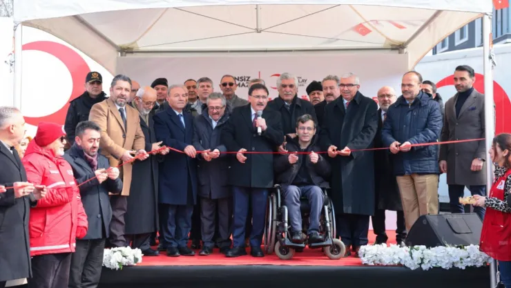Vali Çiçek: 'Kayseri Kızılay'a Kızılay Kayseri'ye çok yakışıyor'
