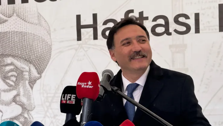 Vali Çiçek Mimar Sinan'ı anma töreninde konuştu: 'Yüz yıllar geçse de eserleriyle aramızda'