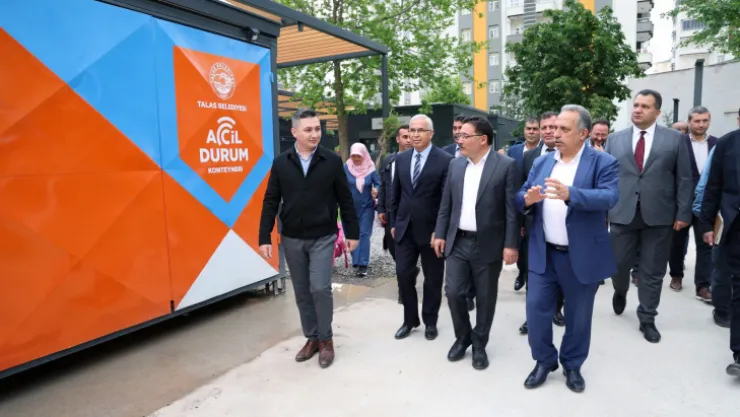 Vali Çiçek'ten Talas'ın Acil Durum Konteynerına tam not: Yaygınlaştırmalıyız