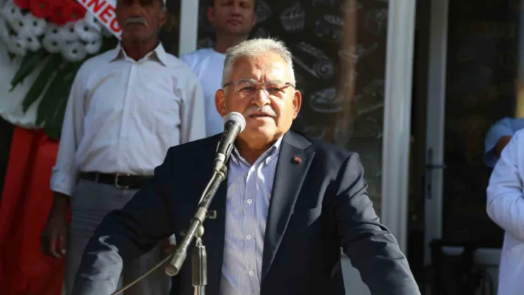 Vali Çiçek Ve Başkan Büyükkılıç, Sarkafe Pastanesi Ve Kitap Kafe'nin açılışını yaptı