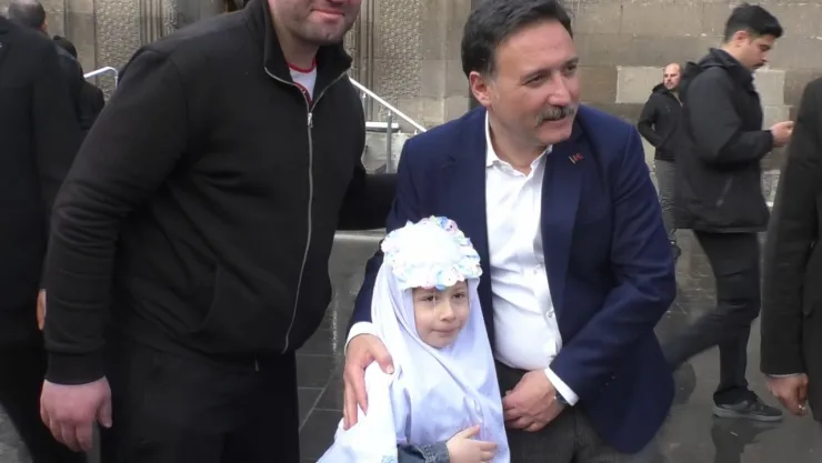 Vali Gökmen Çiçek'ten bayram mesajı