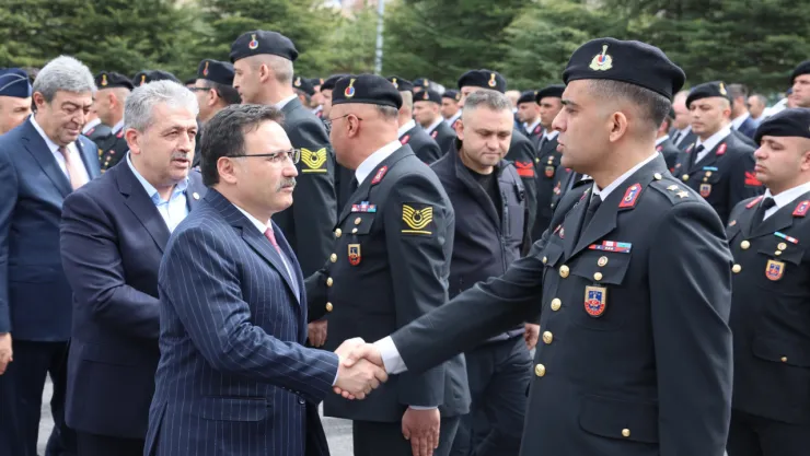 Vali Gökmen Çiçek'ten 'oruçlu bayramlaşmada' birlik mesajı