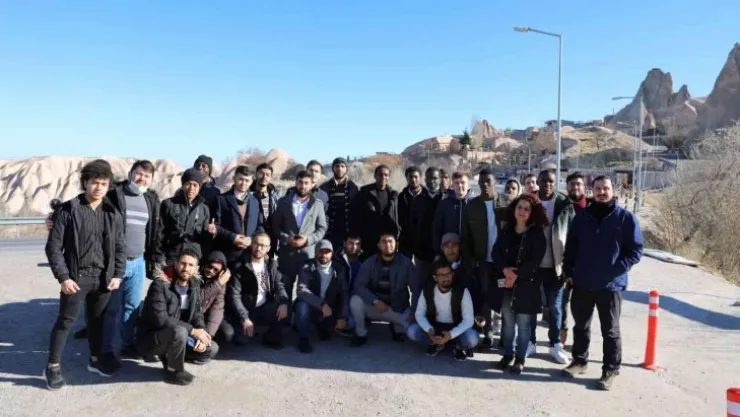 Yabancı öğrenciler Kayaşehir'i gezdi