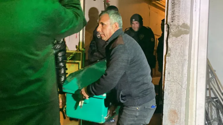 Yabancı uyruklu iki kişi silahla vurularak öldürüldü