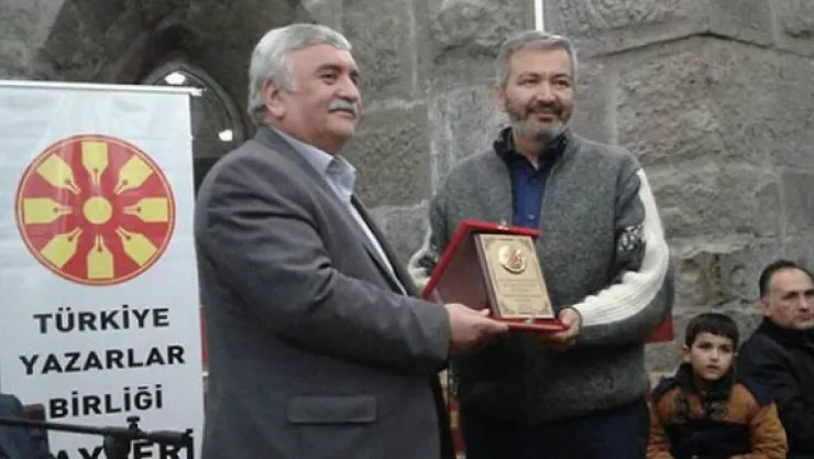 Yazar Ali Özkanlı için 'Vefa Gecesi' düzenlendi