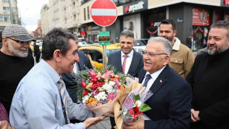 Başkan Büyükkılıç'a Yeraltı Çarşısında Coşkulu Karşılama