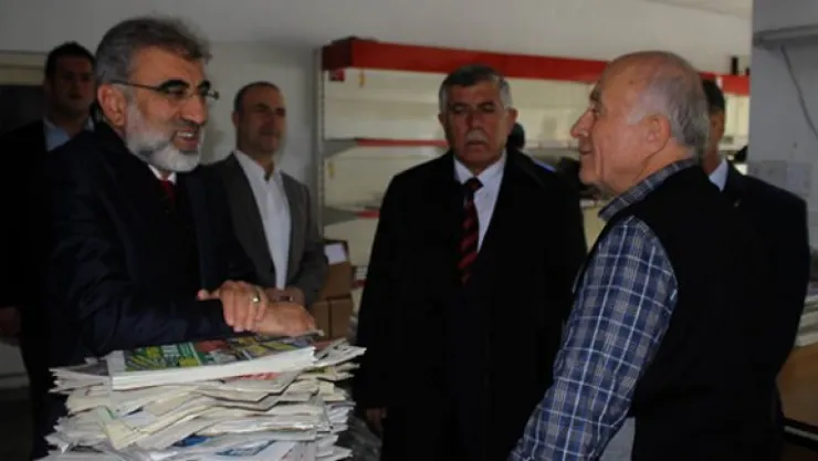 Yıldız, seçim çalışmalarını Nato Caddesi'nde sürdürdü