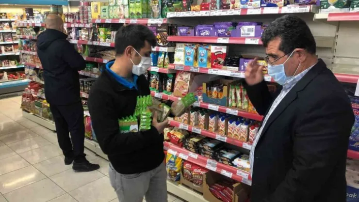 Zabıta ekipleri gıda denetimi yaptı