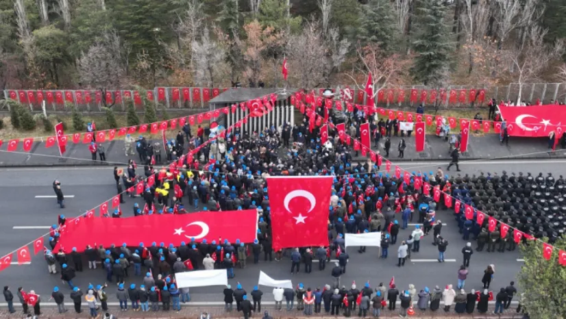 17 Aralık Şehitleri Unutulmadı