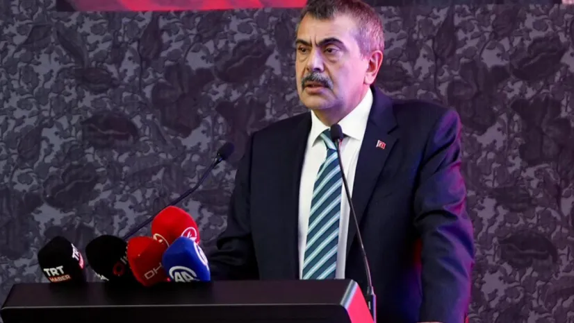 Bakan Tekin açıkladı: Okullarda ara tatil kalkabilir