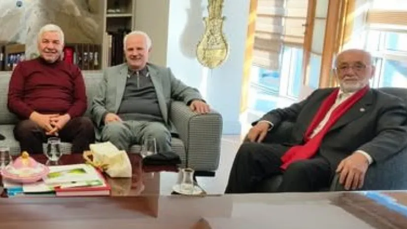 Başkan Ahmet Taş'tan B.Şehir eski Başkanı Çelik'e anlamlı ziyaret