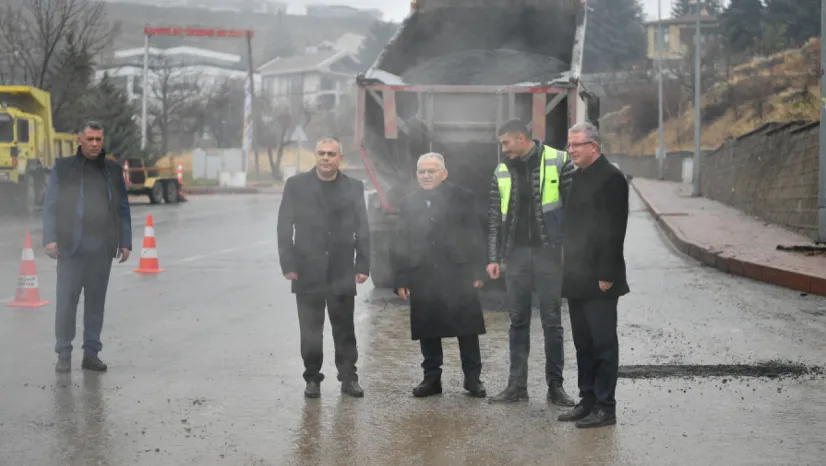Başkan Büyükkılıç, Talas'taki altyapı ve üstyapı çalışmalarını inceledi