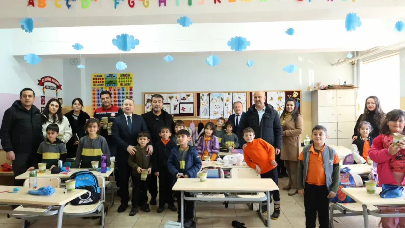 Bünyan'da öğrencilere karaçam tohumu dağıtıldı