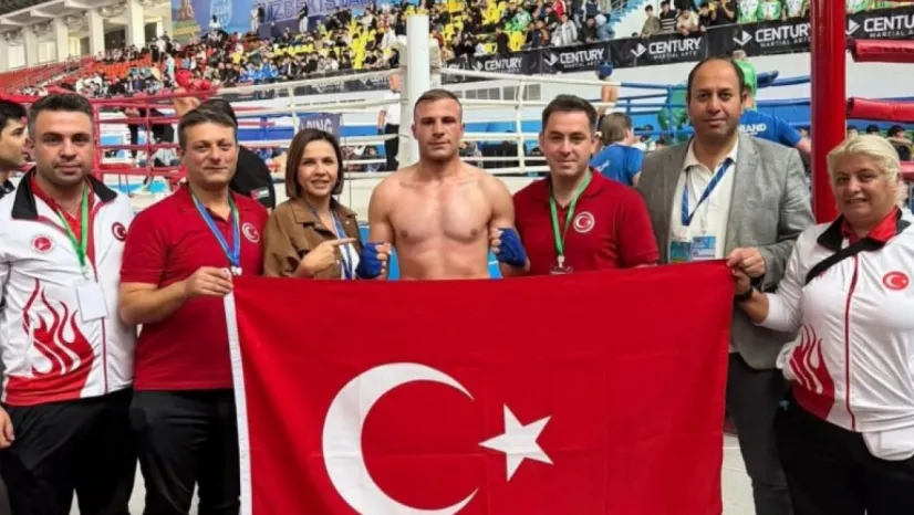 Bünyanlı Bekir Tosun Kick Boks'ta dünya şampiyonu oldu