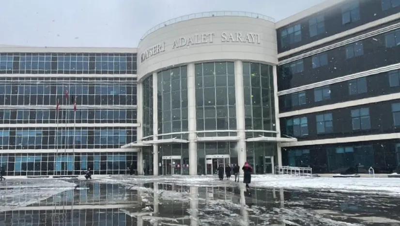 Cep telefonu yağmadan yargılanan sanıklar suçlamayı reddetti