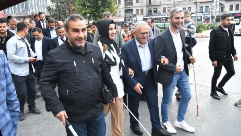 Engelli Bireylere Özel Hizmet Vurgusu: Başkan Büyükkılıç'tan Anlamlı Mesaj