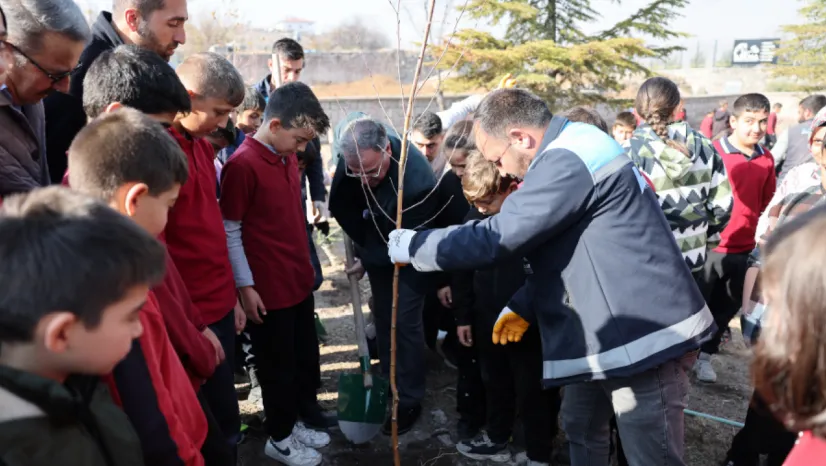 Hacılar'da Ağaç Dikim Etkinliği