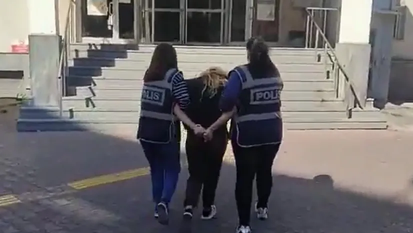 Hırsızlık suçundan 14 yıl hapis cezasıyla aranan kadın yakalandı