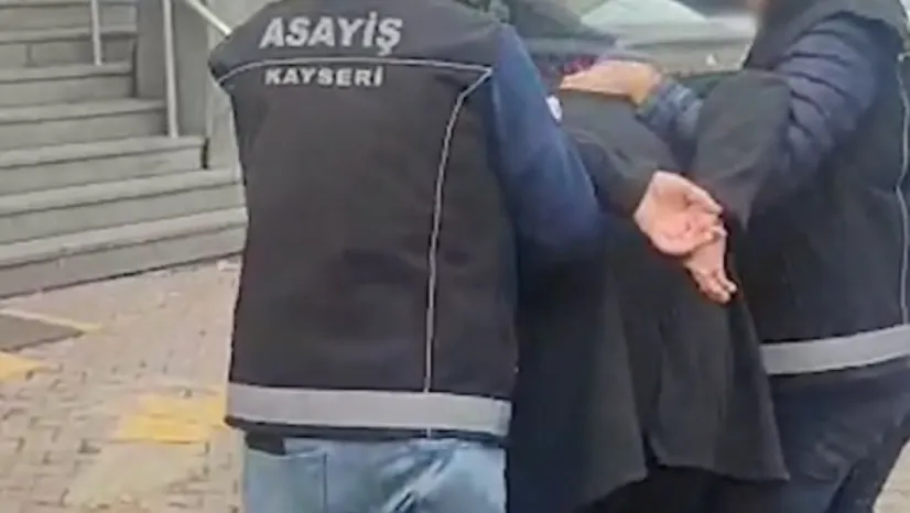 Hırsızlık suçundan 17 yıl hapis cezası ile aranan firari yakalandı