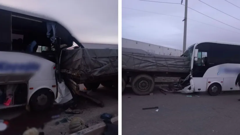 İşçi servisinin TIR'a çarpması sonucu 6 yaralı