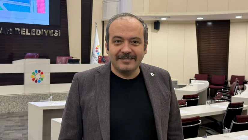 İYİ Partili Alparslan, 'Kocasinan'a memur olarak alınan kişilerin aynı soyadı taşıması tesadüf mü?