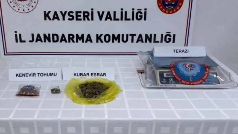 Jandarmadan narkotik operasyonu Çeşitli miktarda uyuşturucu madde ele geçirildi