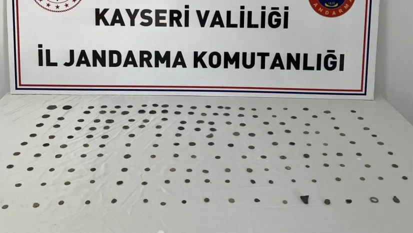 Kayseri'de 181 adet Roma Bizans sikkesi ele geçirildi