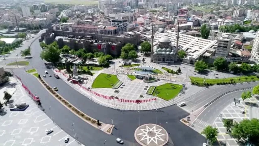 Kayseri kariyer Merkezi'nde 351 kişiye iş imkanı sağlandı