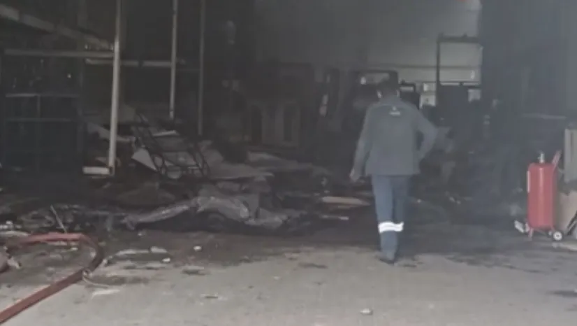 Kayseri OSB'de Mobilya Fabrikasında Yangın: Maddi Hasar Var