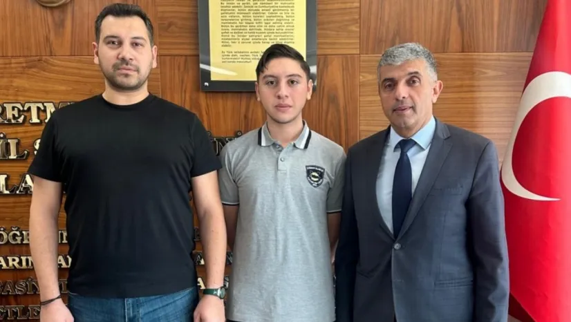 Kayserili öğrenci Türkiye'de 1'inci, dünyada 5'inci oldu