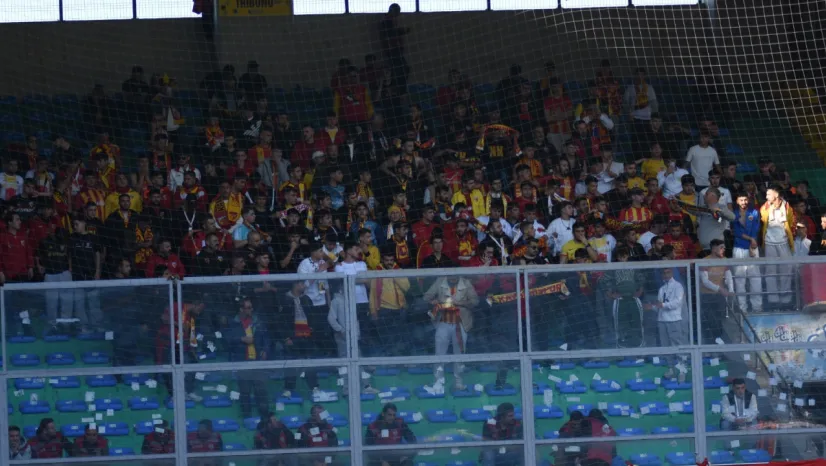 Kayserispor, Rizespor deplasmanında bile 'çirkin ve kötü tezahürattan'  PFDK'ya sevk edildi