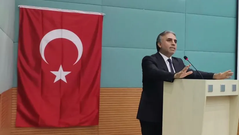 Mahmut Bıyıklı, 'Türkçe Manevi Vatanımızdır'