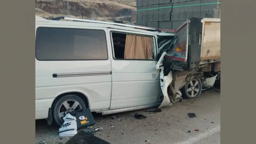 Malatya Yolunda tıra arkadan çarpan araçta 3 kişi öldü