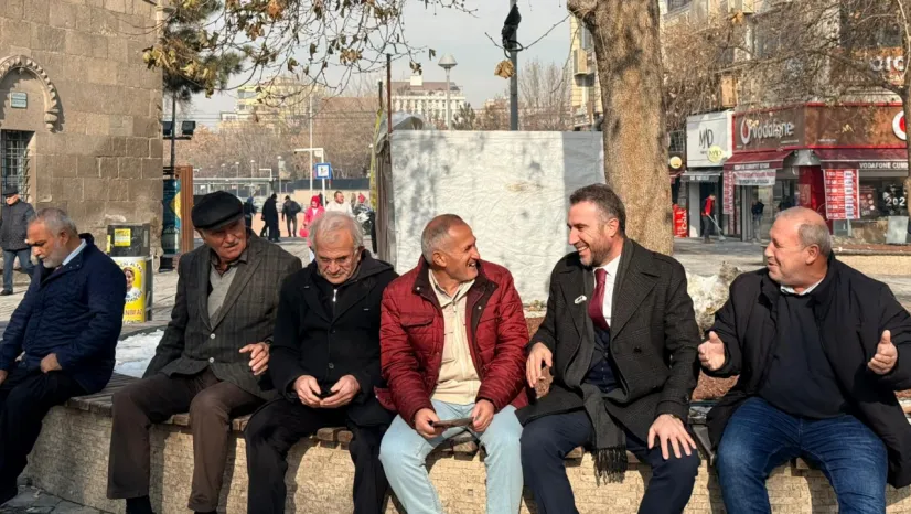 Saadet Partisi Kayseri Teşkilatı emeklilerin sorunlarını dinlemek için sahalarda