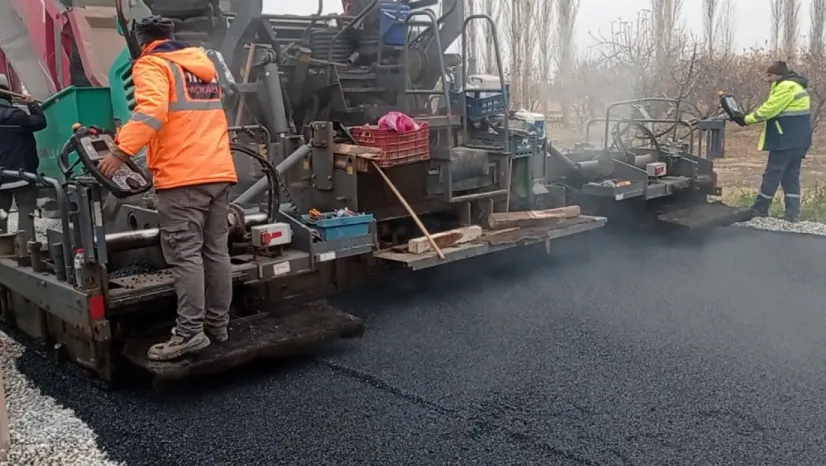 Sultan Sazlığı Yolunda Ekosistem Dostu Asfalt Uygulaması
