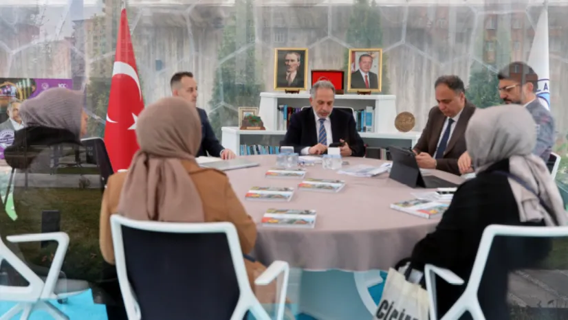 Ulaşılabilir Başkan'ın Şeffaf Odası İki yüzüncü Haftasında