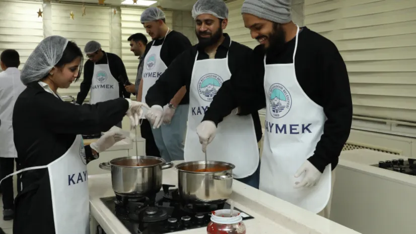 Yabancı Öğrencilere Kayseri Yemekleri Kursu ve Yağlama Etkinliği
