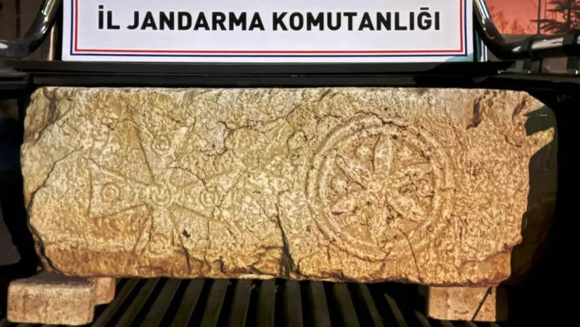 Yahyalı'da tarihi eser operasyonu: 1500 Yıllık Kapı Sütunu Bulundu