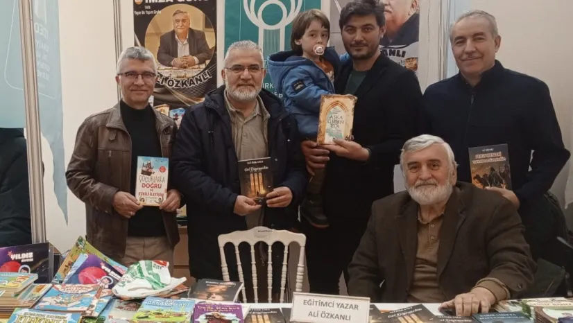 Yazarlarımız Kayseri Kitap Fuarı'nda Okurlarıyla Buluştu