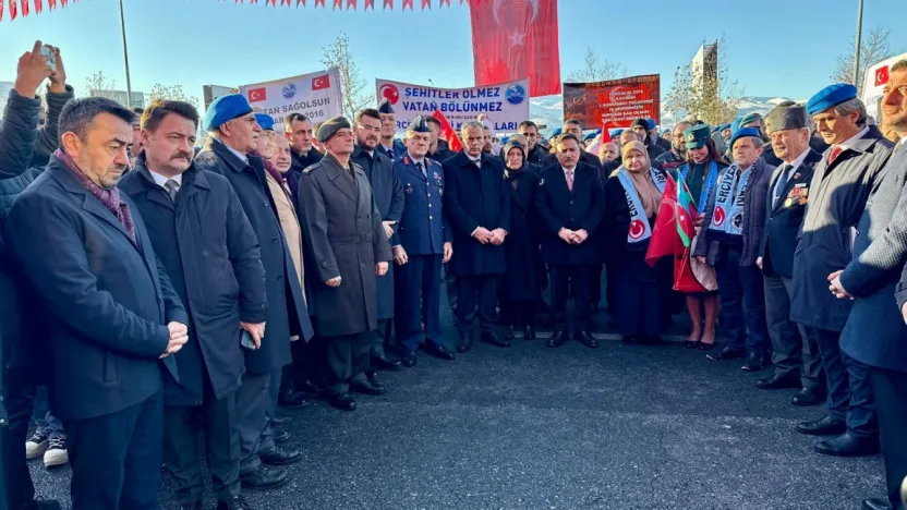 17 Aralık şehitleri dualarla anıldı