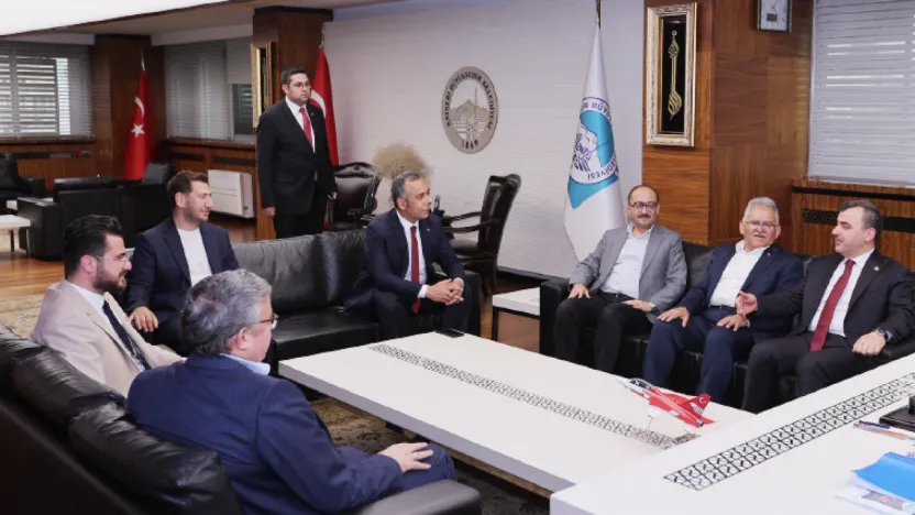 Ak Parti Genel Merkezi'nden Başkan Büyükkılıç'a Ziyaret