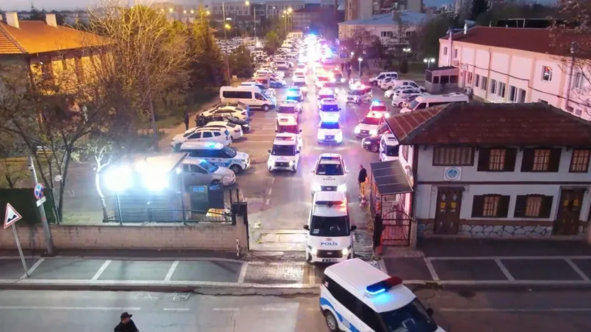 Aranan şahıslara yönelik operasyonda 117 kişi yakalandı
