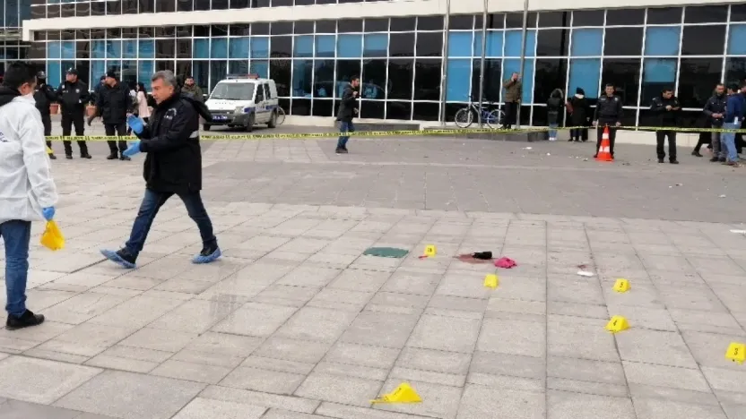 Avukat oğlunun eski müvekkilini öldüren baba: Maksadım ayaklarından vurmaktı