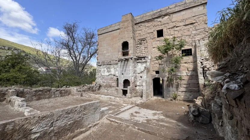 Bağpınar'daki Tarihi Konak için çalışmalar başladı